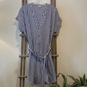 Cremieux Size Large Royal Blue & White Striped button up dress